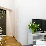 Old Town Apt - Wielopole Studio